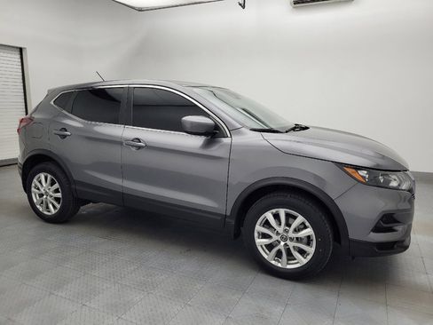 Used 2021 Nissan Rogue Sport S FWD image 11