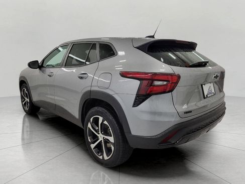 Used 2024 Chevrolet Trax RS w/ Driver Confidence Package image 20