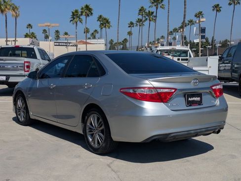 Used 2015 Toyota Camry SE image 8