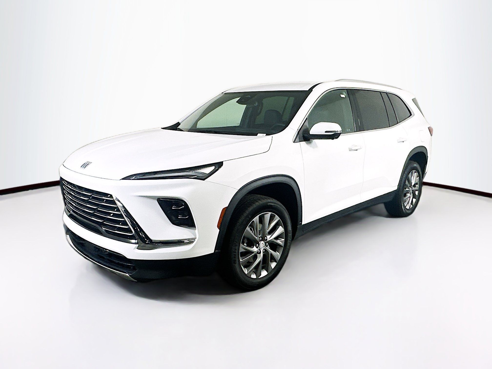 Used 2025 Buick Enclave Preferred FWD image 3