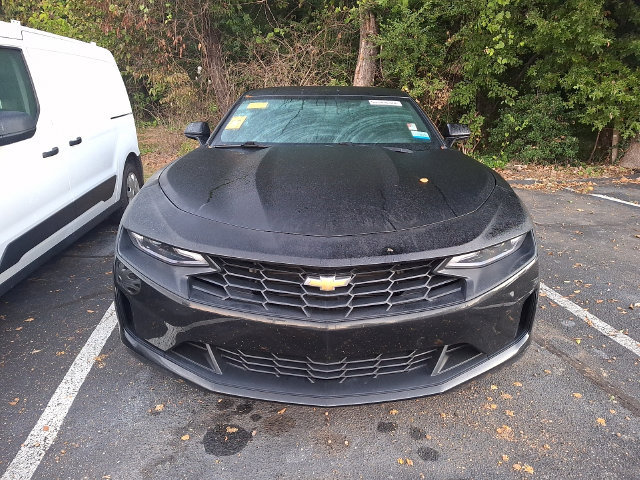 Used 2023 Chevrolet Camaro LT RWD image 2