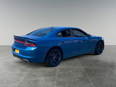 Used 2021 Dodge Charger SXT w/ Blacktop Package RWD image 5