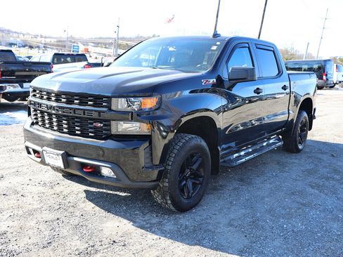 Used 2020 Chevrolet Silverado 1500 Custom Trail Boss w/ Custom Convenience Package image 3