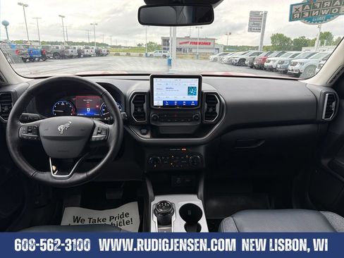 Used 2022 Ford Bronco Sport Outer Banks AWD/4WD image 12