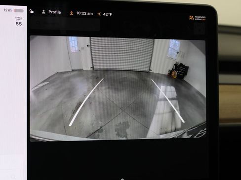 Used 2021 Tesla Model Y Long Range image 47