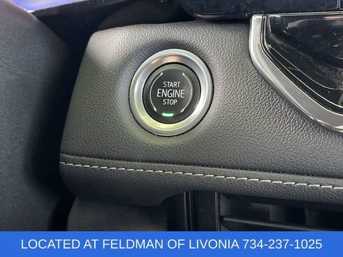 Used 2023 Chevrolet Colorado LT w/ LT Convenience Package II AWD/4WD image 16