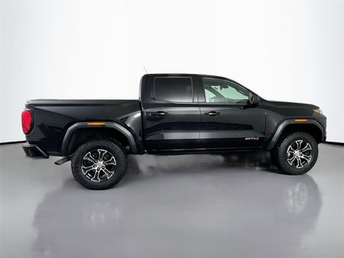 Used 2024 GMC Canyon AT4 w/ AT4 Premium Package image 7