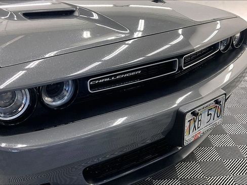 Used 2019 Dodge Challenger SXT RWD image 29