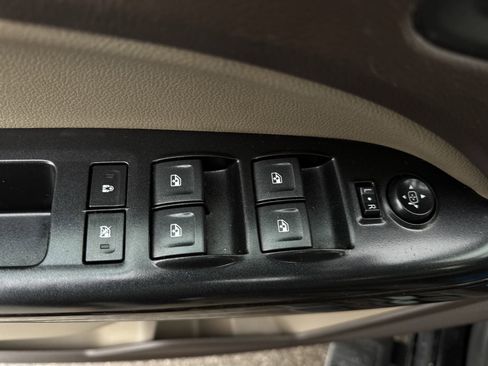 Used 2018 GMC Canyon SLT w/ Trailering Package image 21