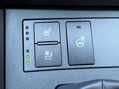 Certified 2023 Lexus IS 350 F Sport w/ Navigation Package RWD image 32