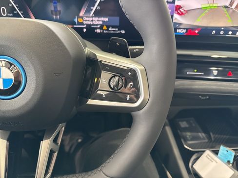 New 2026 BMW 550e xDrive image 21