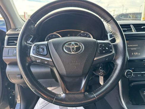 Used 2017 Toyota Camry XLE image 13