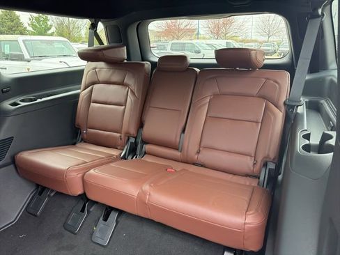 New 2026 Lincoln Navigator L Reserve AWD/4WD image 12