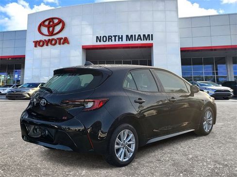 Used 2024 Toyota Corolla SE image 4