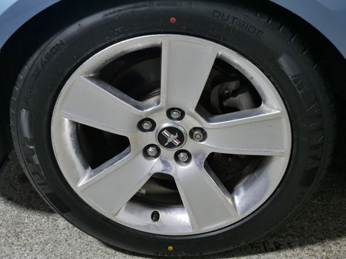 Used 2006 Ford Mustang GT Premium image 15