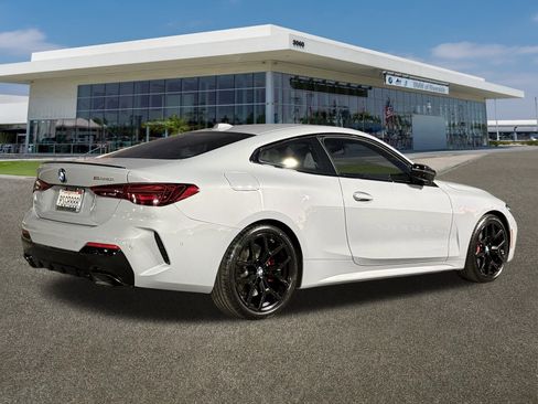 Used 2025 BMW M440i Coupe w/ Premium Package image 11
