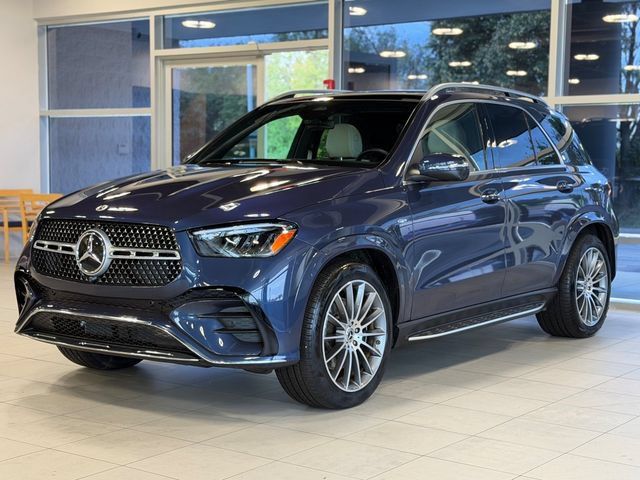 Used 2025 Mercedes-Benz GLE 450e 4MATIC w/ AMG Line Exterior image 4