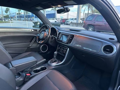 Used 2017 Volkswagen Beetle 1.8T SE image 8