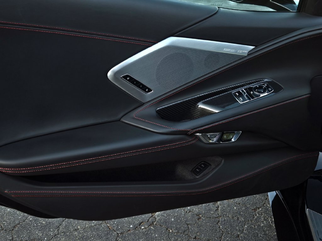 Used 2021 Chevrolet Corvette Stingray Premium Cpe w/ Z51 Performance Package RWD image 14