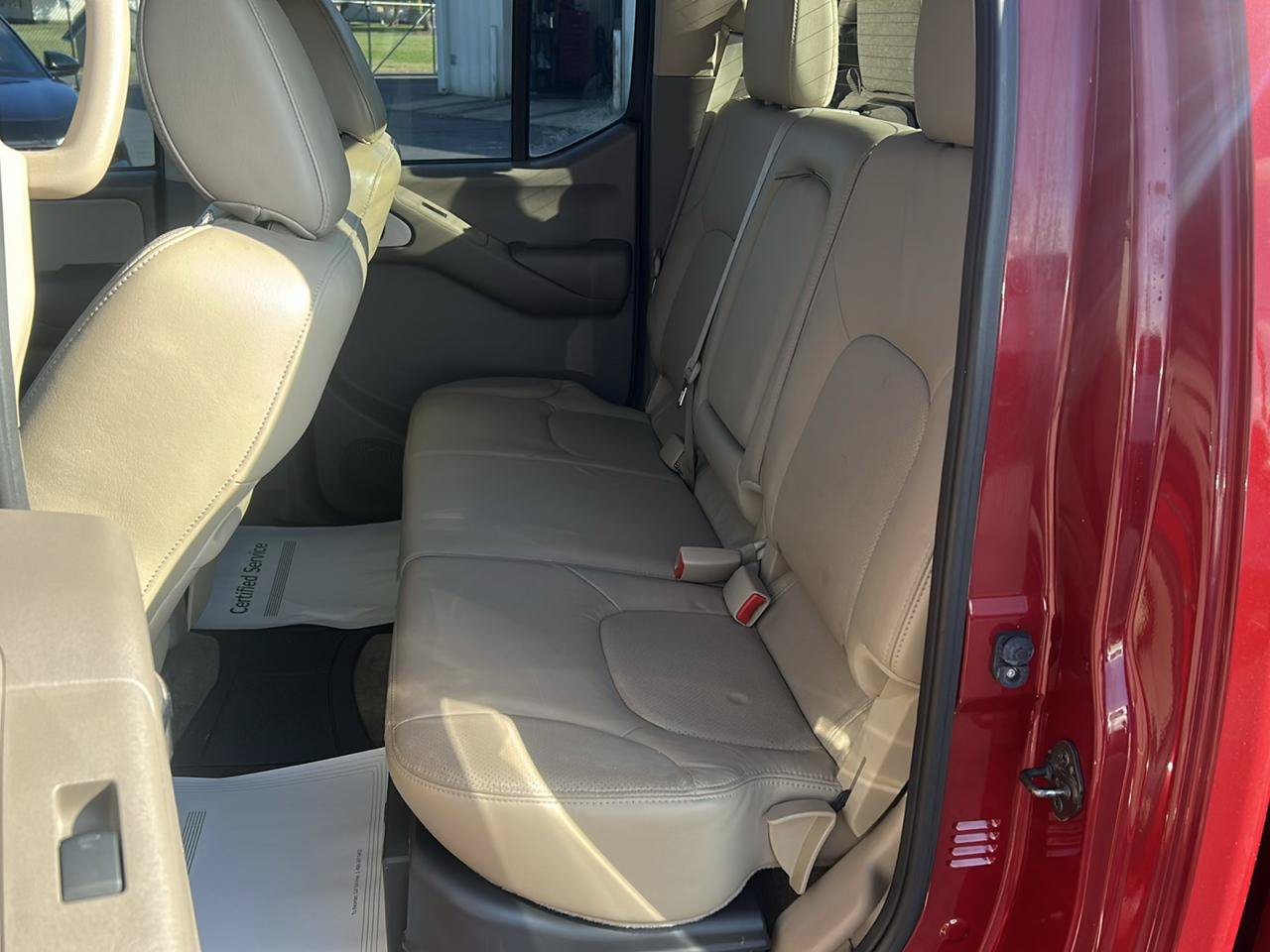 Used 2012 Nissan Frontier SL AWD/4WD image 11