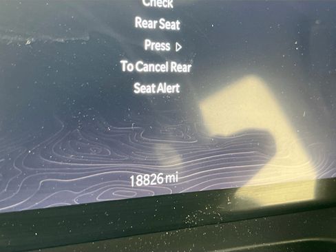 Used 2023 Jeep Grand Cherokee Altitude AWD/4WD image 12