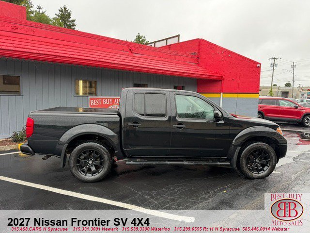 Used 2020 Nissan Frontier SV w/ Midnight Edition Floor Mats AWD/4WD image 8