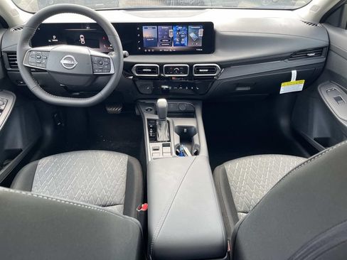 New 2026 Nissan Sentra SV w/ SV Convenience Package FWD image 15