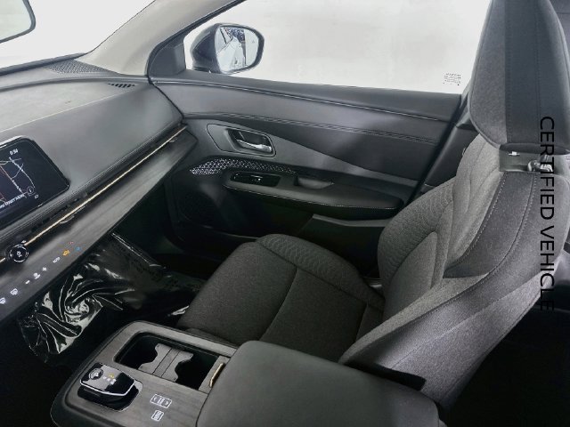 Certified 2023 Nissan Ariya FWD image 23