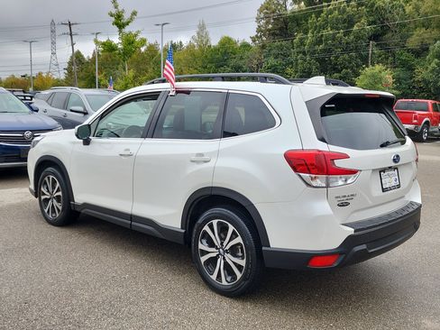 Used 2023 Subaru Forester Limited image 5