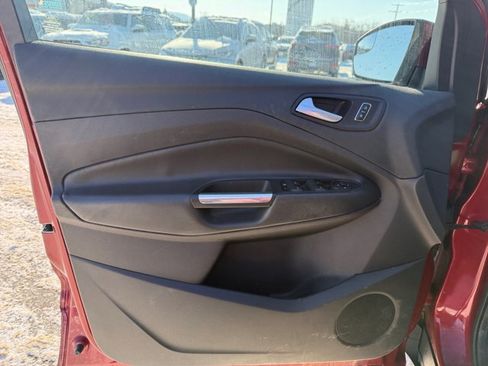 Used 2016 Ford Escape SE image 26