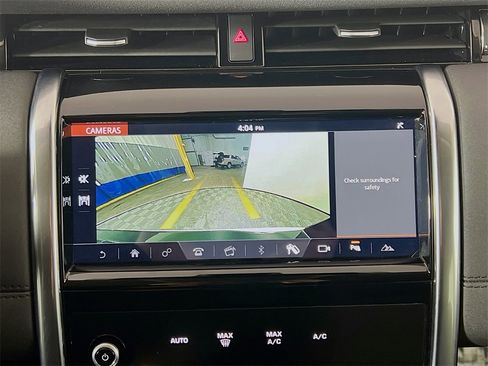 Used 2020 Land Rover Discovery Sport Standard image 13