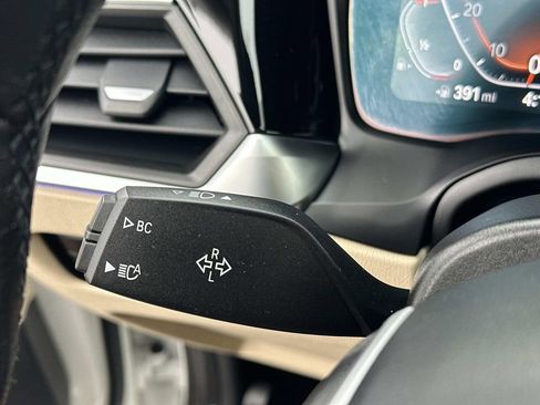 Used 2022 BMW 330i xDrive Sedan w/ Premium Package image 22