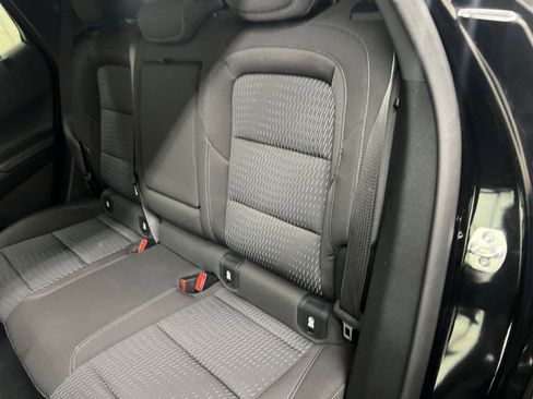 Used 2025 Chevrolet Equinox LT image 32