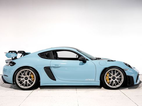 Used 2023 Porsche 718 Cayman GT4 RS image 3
