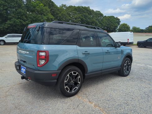 Certified 2022 Ford Bronco Sport Outer Banks w/ Tech Package AWD/4WD image 3