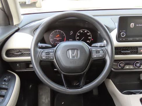 Used 2023 Honda HR-V LX image 18