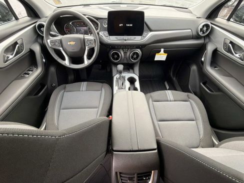 New 2026 Chevrolet Blazer LT w/ Convenience Package image 2