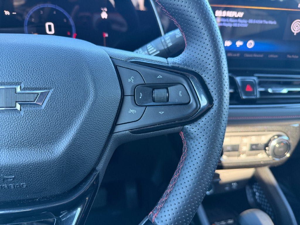 Certified 2025 Chevrolet TrailBlazer RS w/ Convenience Package AWD/4WD image 17