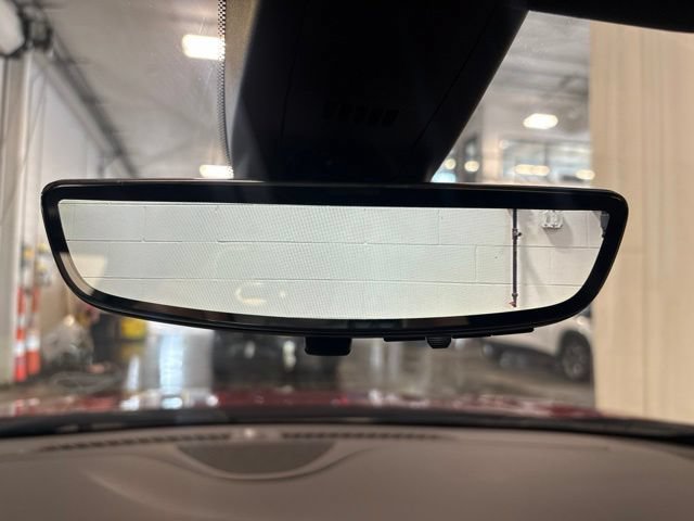 Used 2023 Buick Enclave Essence w/ Sound and Sites Package AWD/4WD image 24