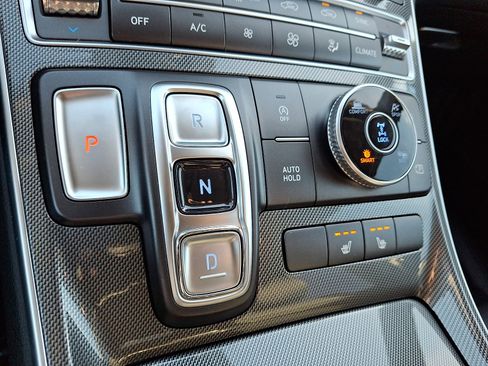 Certified 2023 Hyundai Santa Fe SEL image 22