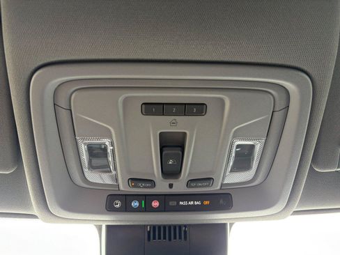 Used 2023 Chevrolet Silverado 1500 LTZ AWD/4WD image 16