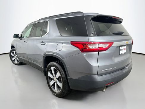 Used 2020 Chevrolet Traverse LT w/ LT Premium Package AWD/4WD image 5