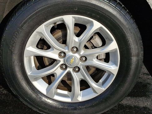 Used 2020 Chevrolet Equinox LT image 7