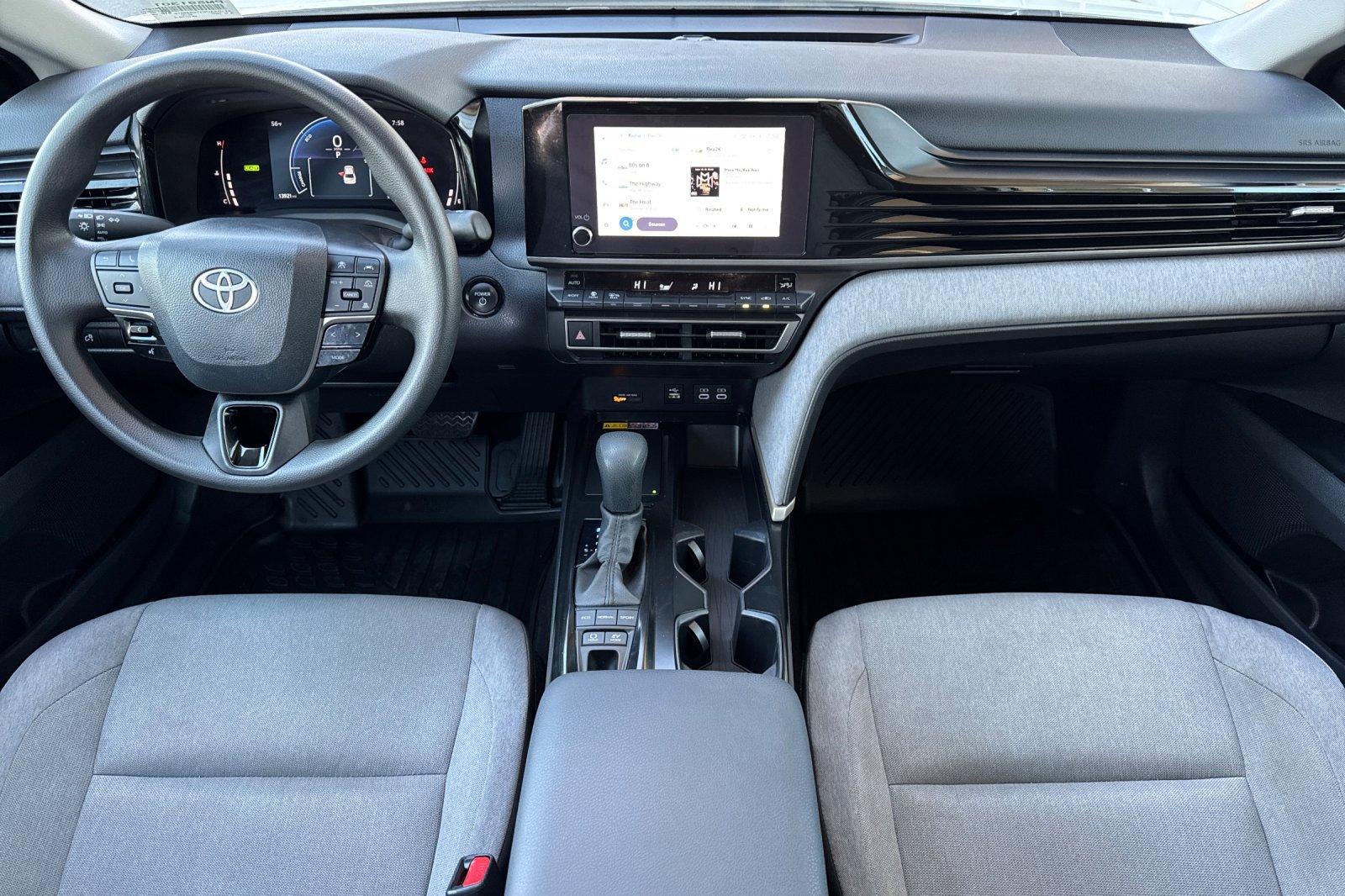 Used 2026 Toyota Camry LE w/ Convenience Package FWD image 14