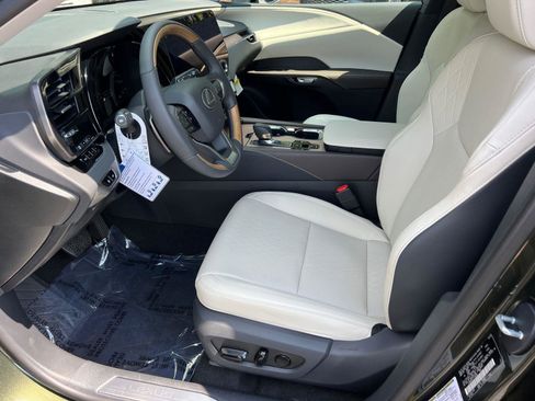 New 2026 Lexus RX 350h AWD/4WD image 9