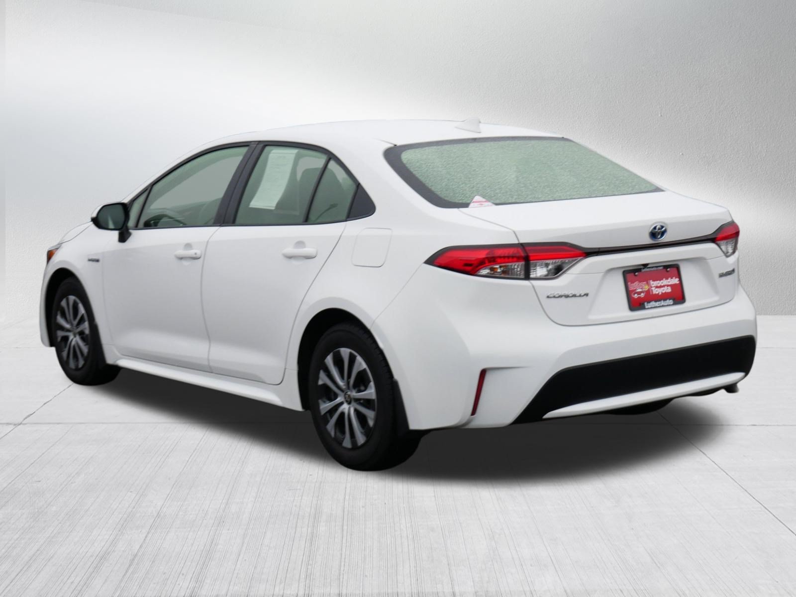 Used 2021 Toyota Corolla LE FWD image 5