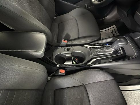 Used 2023 Toyota Corolla SE image 34