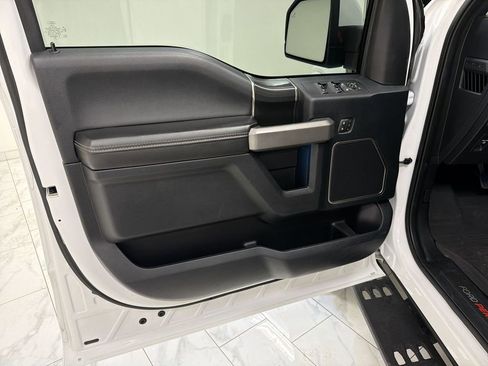 Used 2019 Ford F150 Raptor w/ Equipment Group 802A Luxury AWD/4WD image 23