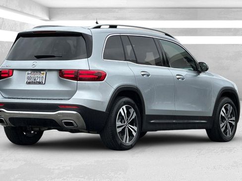 Certified 2025 Mercedes-Benz GLB 250 image 4