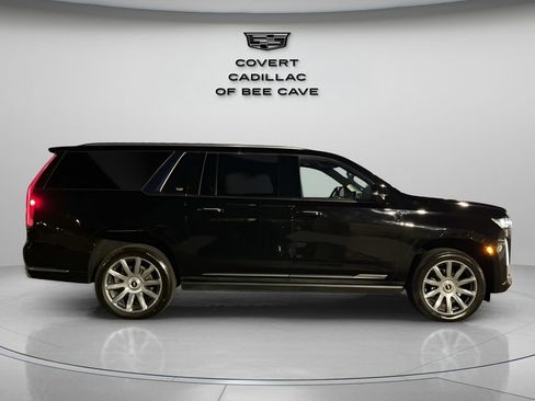 Used 2023 Cadillac Escalade ESV Premium Luxury Platinum image 10